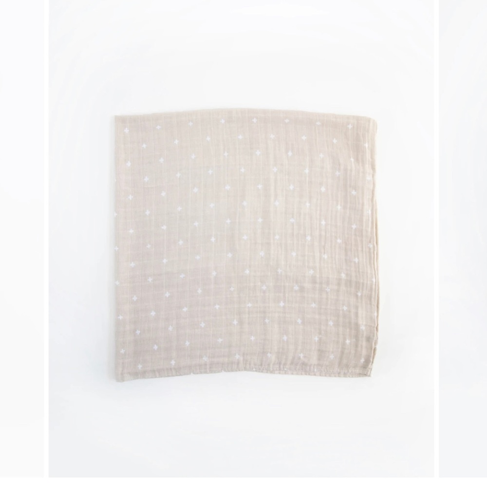 Muslin Swaddle - Picture 2 of 8